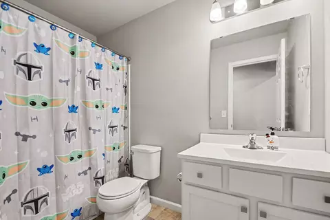 Bath - 450 Orchard St, Constantine, MI 49042 photo 3 of 3
