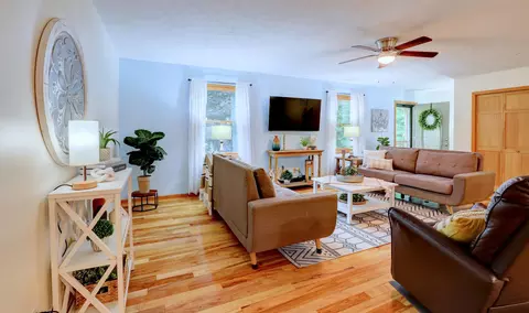 Living - 884 Nadeau Dr, Pullman, MI 49450 photo 4 of 4