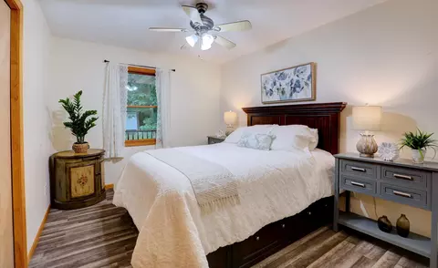 Bedroom - 884 Nadeau Dr, Pullman, MI 49450 photo 4 of 9