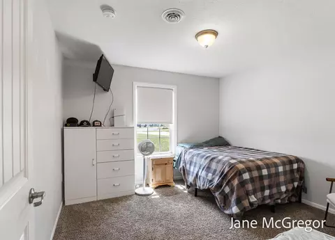 Bedroom - 13820 E Harmony Ct NE, Sparta, MI 49345 photo 1 of 6