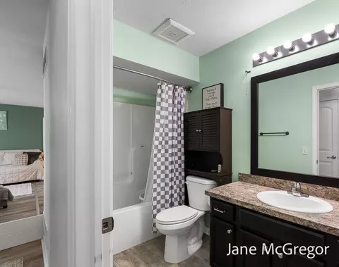 Bath - 13820 E Harmony Ct NE, Sparta, MI 49345 photo 1 of 3