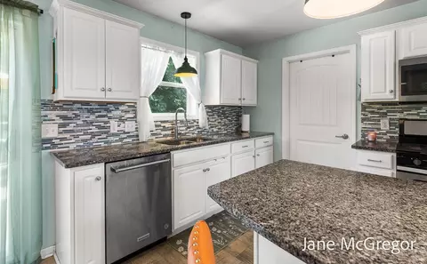 Kitchen - 13820 E Harmony Ct NE, Sparta, MI 49345 photo 3 of 9