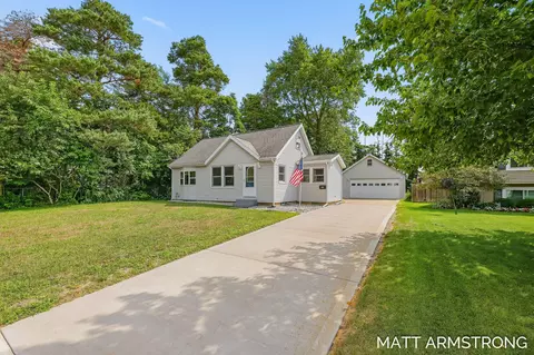 3320 Taft Ave SW, Wyoming, MI 49519