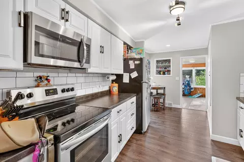 Kitchen - 2208 1st St, Jackson, MI 49203 photo 1 of 3