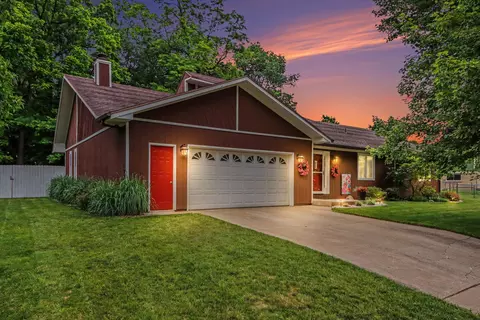1604 W Kilgore Rd, Kalamazoo, MI 49008