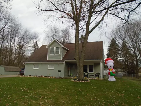 1536 Highgate Rd, Kalamazoo, MI 49006