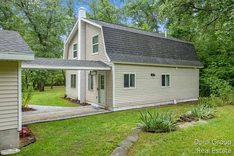 Exterior - 1585 Clinton Ln, White Cloud, MI 49349 photo 3 of 13