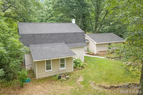 Exterior - 1585 Clinton Ln, White Cloud, MI 49349 photo 6 of 13