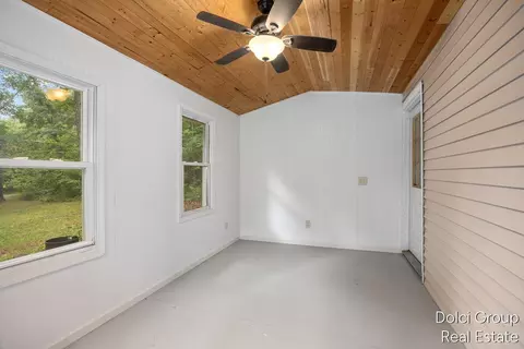 Exterior - 1585 Clinton Ln, White Cloud, MI 49349 photo 2 of 13
