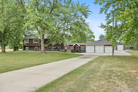 3128 Greenly St, Hudsonville, MI 49426