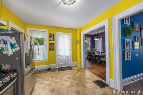 Entry Way - 404 E Main St, Ionia, MI 48846 photo 3 of 8