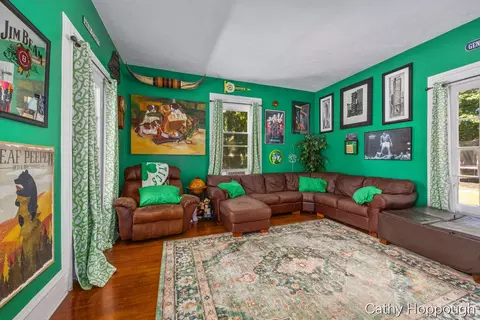 Living - 404 E Main St, Ionia, MI 48846 photo 3 of 5