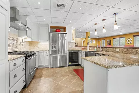 Kitchen - 765 Cornell Rd, Coldwater, MI 49036 photo 3 of 4