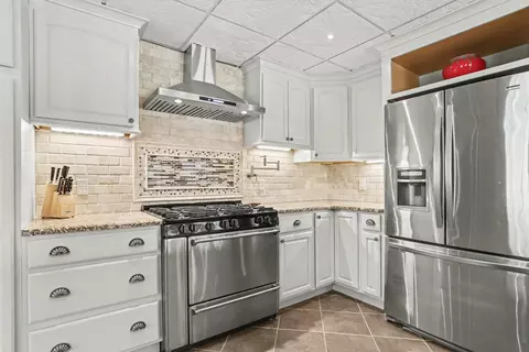 Kitchen - 765 Cornell Rd, Coldwater, MI 49036 photo 4 of 4