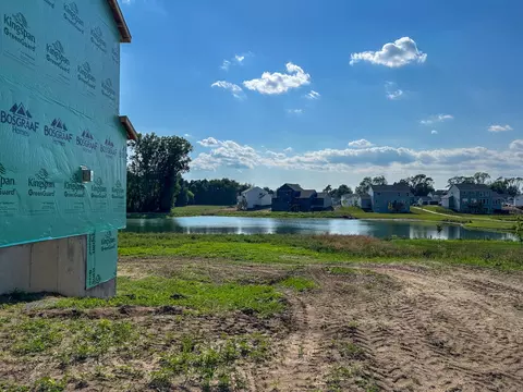 10693 56th Ave, Allendale, MI 49401