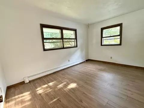 Bedroom - 711 E North Dr, Marshall, MI 49068 photo 1 of 2