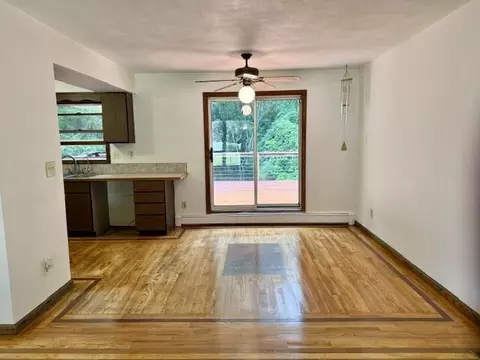 Living - 711 E North Dr, Marshall, MI 49068 photo 1 of 5