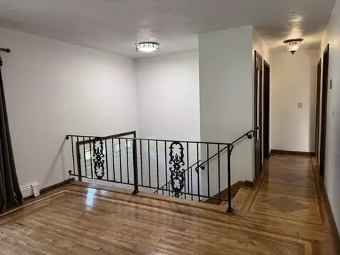Entry Way - 711 E North Dr, Marshall, MI 49068 photo 1 of 1