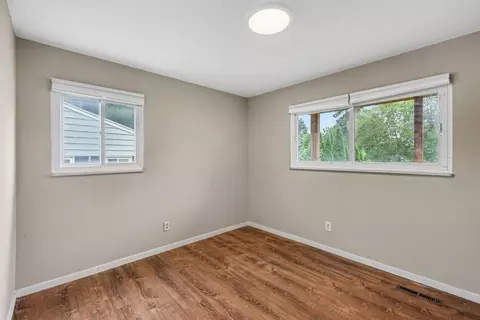 Bedroom - 2117 Cogswell Dr, Lansing, MI 48906 photo 1 of 3