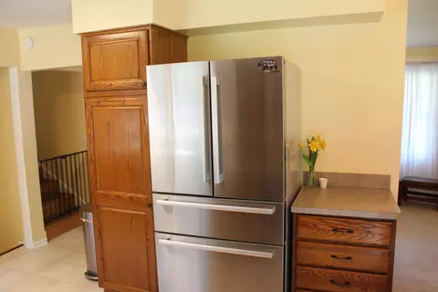 Kitchen - 3444 E Pineview Dr, Dexter, MI 48130 photo 3 of 4