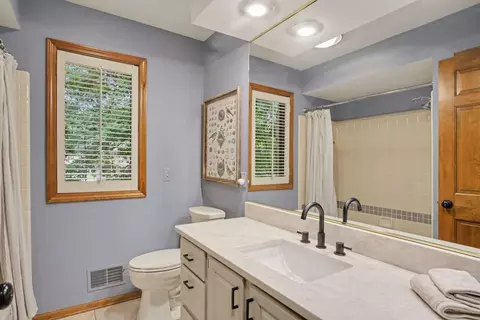 Bath - 6368 Drumlin Ct SE, Ada, MI 49301 photo 2 of 3