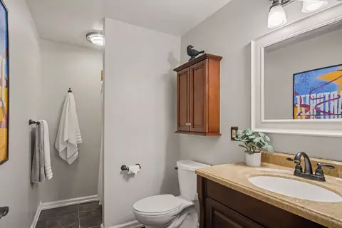 Bath - 6368 Drumlin Ct SE, Ada, MI 49301 photo 3 of 3