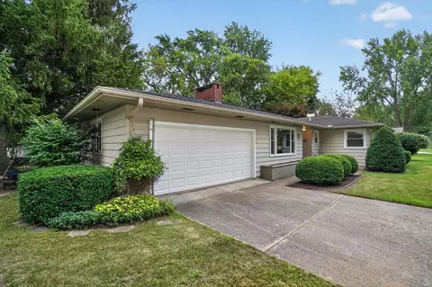 Exterior - 3411 Balmars Ave, Jackson, MI 49201 photo 3 of 8