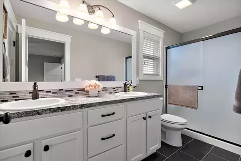Bath - 1812 Sunquest Ave, Dorr, MI 49323 photo 1 of 4