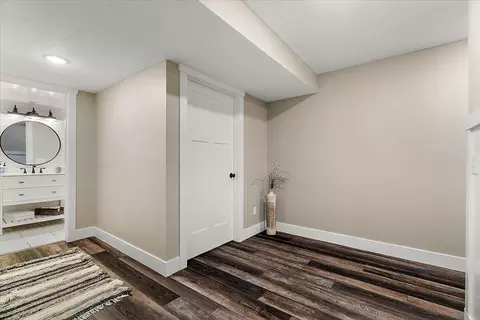 Entry Way - 1812 Sunquest Ave, Dorr, MI 49323 photo 4 of 5