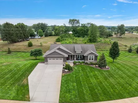 View/Area - 1812 Sunquest Ave, Dorr, MI 49323 photo 2 of 16