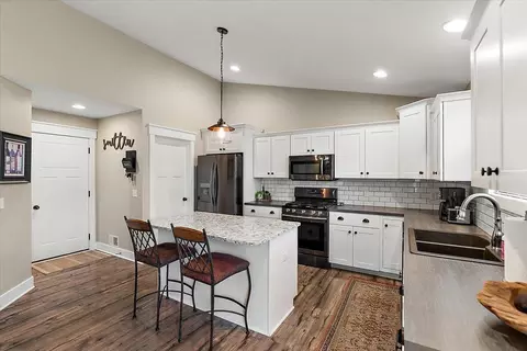 Kitchen - 1812 Sunquest Ave, Dorr, MI 49323 photo 1 of 5
