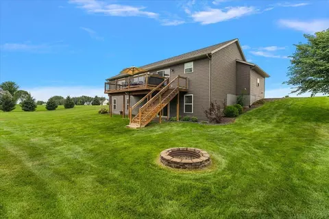 Exterior - 1812 Sunquest Ave, Dorr, MI 49323 photo 4 of 10