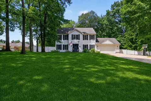 Exterior - 1210 Gilroy Rd, Jackson, MI 49203 photo 7 of 8