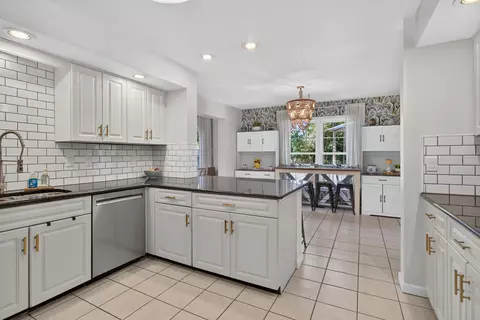 Kitchen - 1210 Gilroy Rd, Jackson, MI 49203 photo 3 of 3