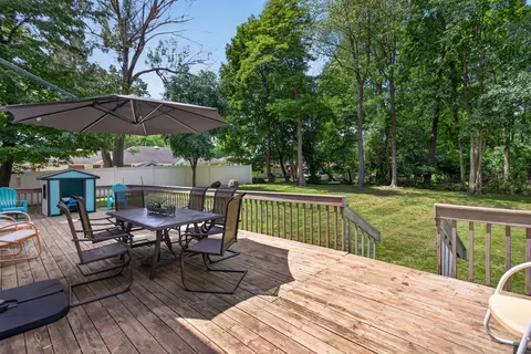 Exterior - 1210 Gilroy Rd, Jackson, MI 49203 photo 5 of 8