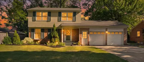 1731 Clearbrook St SE, Grand Rapids, MI 49508