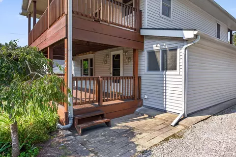 Exterior - 232 Bender St, Jackson, MI 49202 photo 14 of 16