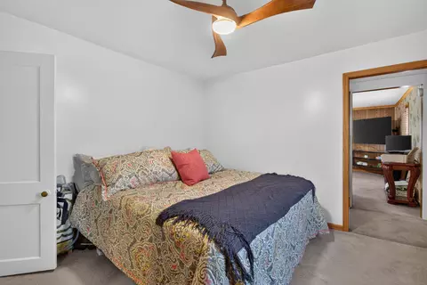 Bedroom - 232 Bender St, Jackson, MI 49202 photo 2 of 10
