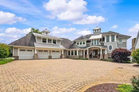 61320 Crooked Creek Rd, Cassopolis, MI 49031