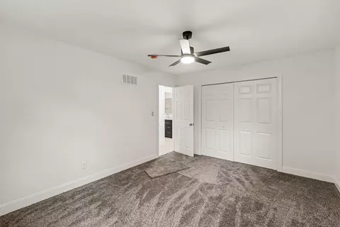 6627 S Jackson Rd, Jackson, MI 49201 photo 8