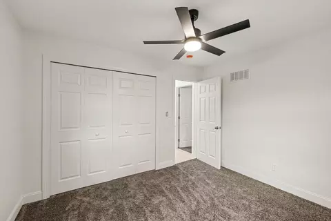 6627 S Jackson Rd, Jackson, MI 49201 photo 11