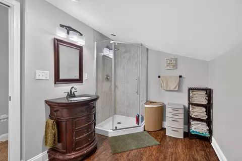 Bath - 1113 Napoleon Rd, Jackson, MI 49201 photo 5 of 5