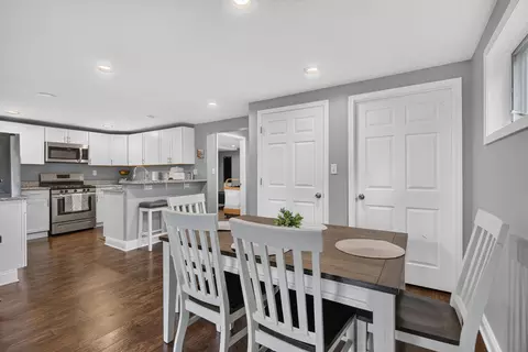 Dining - 1113 Napoleon Rd, Jackson, MI 49201 photo 3 of 3
