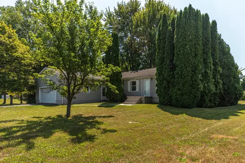 Exterior - 8002 Willow Rd, Milan, MI 48160 photo 1 of 7