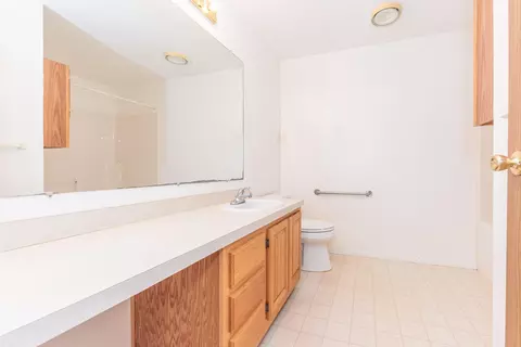 Bath - 8002 Willow Rd, Milan, MI 48160 photo 1 of 4