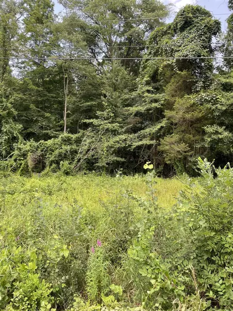 146 Th Ave #B-2, Holland, MI 49423
