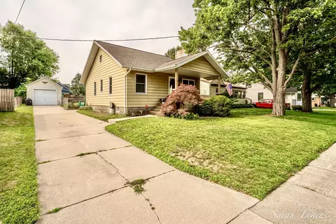 116 35th St SE, Grand Rapids, MI 49548