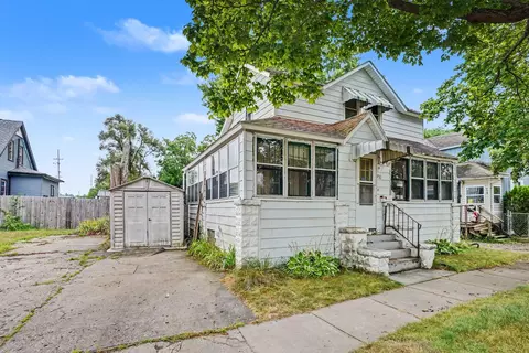 711 Millard Ct, Kalamazoo, MI 49001
