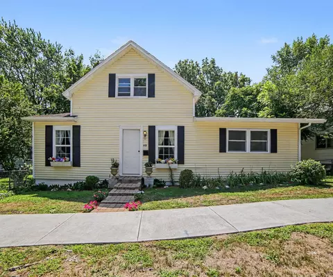 612 E Melendy St, Ludington, MI 49431