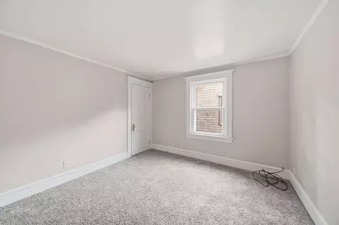 Bedroom - 727 Union St, Jackson, MI 49203 photo 2 of 5
